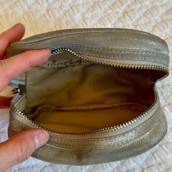 Tory Burch - cosmetic case - silver brushed suede - Picture 9 of 11